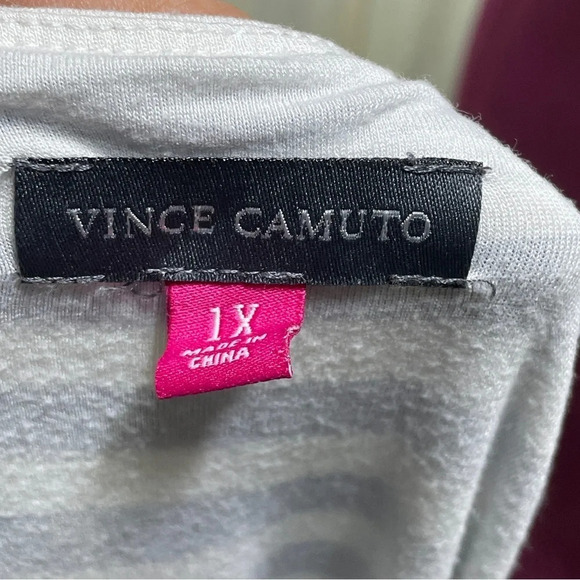 Vince Camuto Womens Blue Striped V-Neck Top Shirt Size 1x - Picture 2 of 7